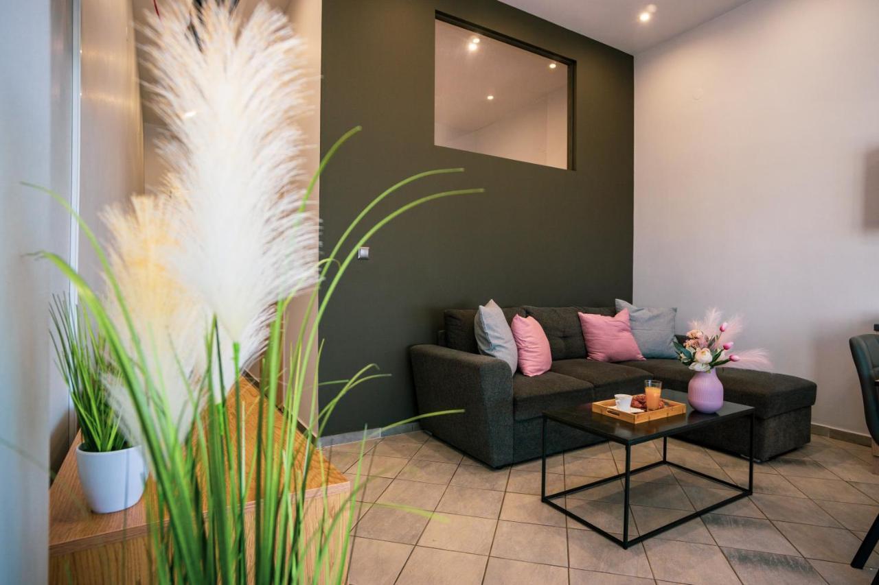 Seashell Luxury Apartment Nikiti  Esterno foto